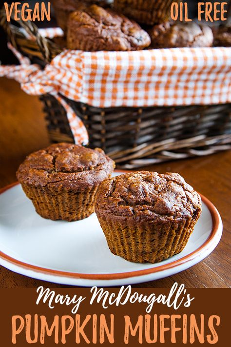 Mary McDougall's Pumpkin Walnut Muffins: These rich-tasting muffins are sweetened with molasses. No one will believe there's no oil added! #wfpb #vegan Vegan Pumpkin Muffins No Oil, Wfpb Pumpkin Muffins, Wfpb Desserts No Oil, Wfpb No Oil Recipes, Wfpb Muffins, Wfpb Recipes No Oil, Pumpkin Walnut Muffins, Wfpb Snacks, Mcdougall Diet