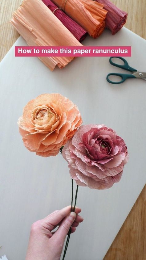 Cynthia Meiring | Paper Flowers (@cynthia.meiring.studio) • Photos et vidéos Instagram Cricket Paper Flowers, Crete Paper Flowers, Creap Paper Flowers Diy, How To Make Tissue Paper Flowers, Crate Paper Flowers, Crepe Paper Ideas, Paper Flowers Cricut, Diy Fake Flowers, Paper Wildflowers