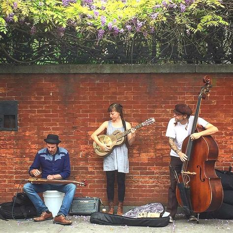 Street Musician Aesthetic, People Playing Music, Three Princesses, Figure Composition, Three Musicians, Street Musicians, Street People, Street Performers, Circus Outfits