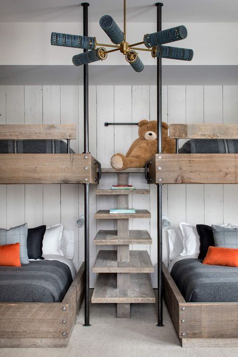 Fun bunk room in MODERN SKI HOME - Locati Architects & Interiors | Bozeman, Big Sky Architects Modern Ski Home, Locati Architects, Rustic Kids Rooms, Ski Apartment, Ski House Decor, Ski Home, Bunk Bed Rooms, Bunk Beds Built In, Bunk Rooms