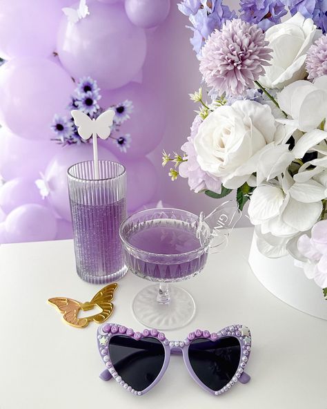 Lavender Party Aesthetic, Purple Garden Party Decorations, Lavender Bachelorette Party Decor, Lilac Bachelorette Party, Lavender Party Ideas, Purple And Blue Bachelorette Party, Lilac Bridal Shower Decorations, Lavender Haze Party Theme, Purple Themed Bachelorette Party