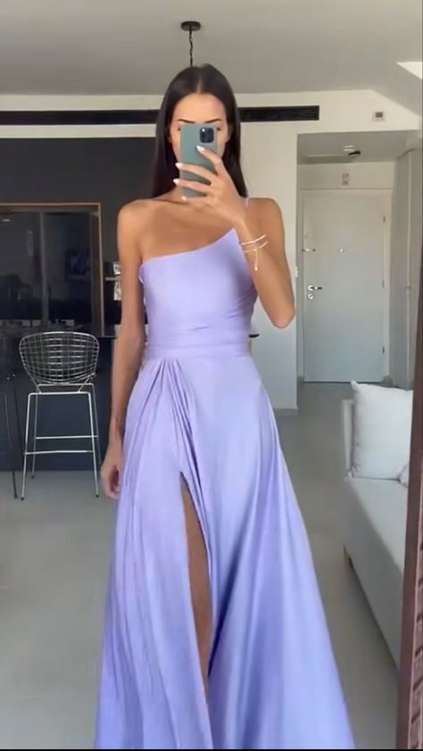 Purple Simple Prom Dress, Light Purple Dress Bridesmaid, Pastel Long Dress Formal, Lavender Prom Dress Long Formal, Purple Prom Dress Flowy, Light Purple Grad Dresses, Prom Dress Light Purple, Light Purple Prom Dress Long, Light Purple Prom Dress Lavender