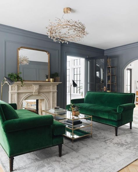 14 Popular Living Room Layouts + Accent Chairs Under $600 - Chris Loves Julia Green Couches, Furnitur Ruang Keluarga, Dark Grey Walls, Interior Design Minimalist, Green Interior Design, Interior Design Per La Casa, Design Salon, Canapé Design, Transitional Living