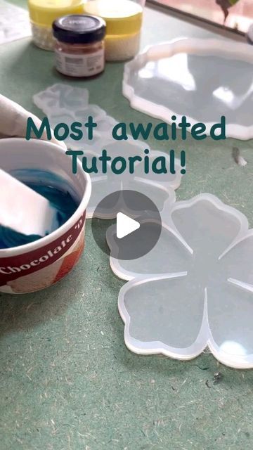 Resin Casting Flowers, How To Write On Resin Art, How To Make Resin Flowers, Resin Crafts Tutorial Coasters, 3d Resin Flower Tutorial, Easy Diy Resin Projects, Resin New Idea, Resin Diwali Ideas, Rasine Art Ideas