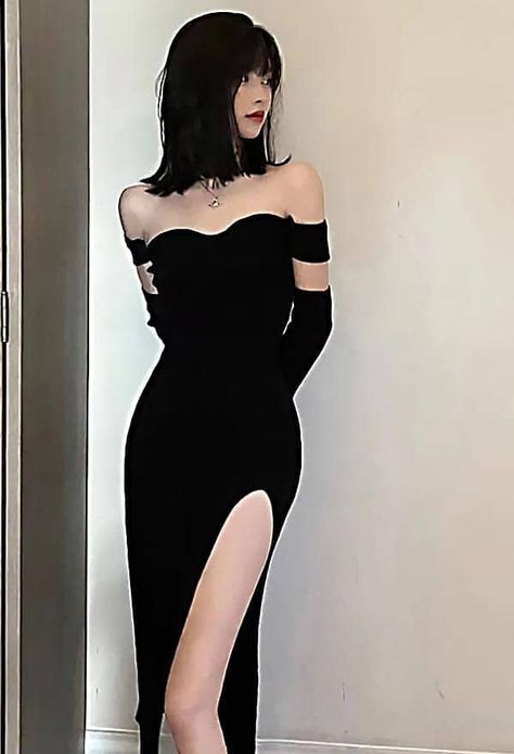 Black Side Split Dress, Prom Outfits Long Sleeve, Black And Red Prom Dress Short, Black Dresses Vintage, One Shoulder Long Sleeve Dress Short, Black Prom Dress Long Sleeve Off The Shoulder, Off Shoulder Backless Dress, Cute Gothic Dresses, Black Dress With Slits On Both Sides