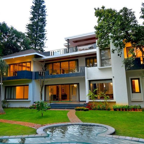 Bangalore: A bungalow specifically designed for him-and-her | Architectural Digest India Bangalore House Design, Bangalore House, Pale Blue Walls, House Ceiling, Tranquil Bedroom, Boutique Spa, Private Lounge, Revival Architecture, 3d House