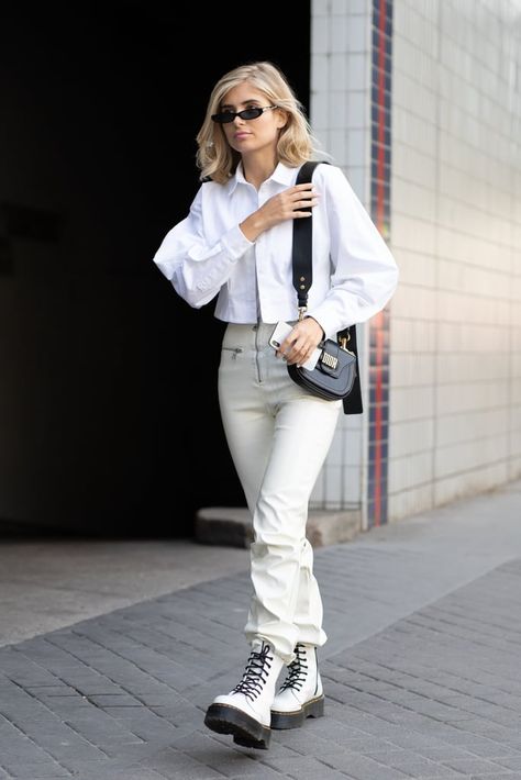 Go For a Monochrome Look White Platform Doc Martens Outfit, Outfits With White Doc Martens, White Dr Martens Outfit, White Combat Boots Outfit, White Doc Martens Outfit, Platform Doc Martens Outfit, How To Style Dr Martens, Doc Martens Outfits, White Dr Martens