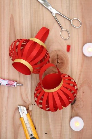 Lunar New Year Decoration Diy Chinese Paper Lanterns, Chinese New Year Paper Lanterns, Red Chinese Lanterns, Paper Chinese Lanterns Diy, Diy Chinese Lanterns For Kids, Chinese Lantern Craft For Kids, Chinese New Year Lantern Craft, Lunar New Year Lantern Craft, Diy Chinese Decorations