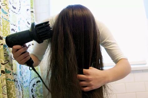 How to Use a Diffuser on Straight Hair Diffuse Straight Hair, How To Diffuse Straight Hair, How To Use A Diffuser On Straight Hair, Diffuser On Straight Hair, Diffusing Straight Hair, How To Use A Diffuser, How To Use A Hair Diffuser, Straight Hair Tips, Curling Straight Hair