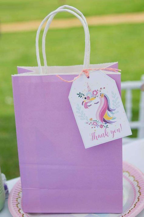 Unicorns for Deune | CatchMyParty.com Rainbow Unicorn Cake, Unicorn Cookies, Unicorn Themed Birthday Party, My Little Pony Birthday Party, Little Pony Birthday Party, Unicorn Party Decorations, Horse Party, Pony Birthday, Birthday Party Games