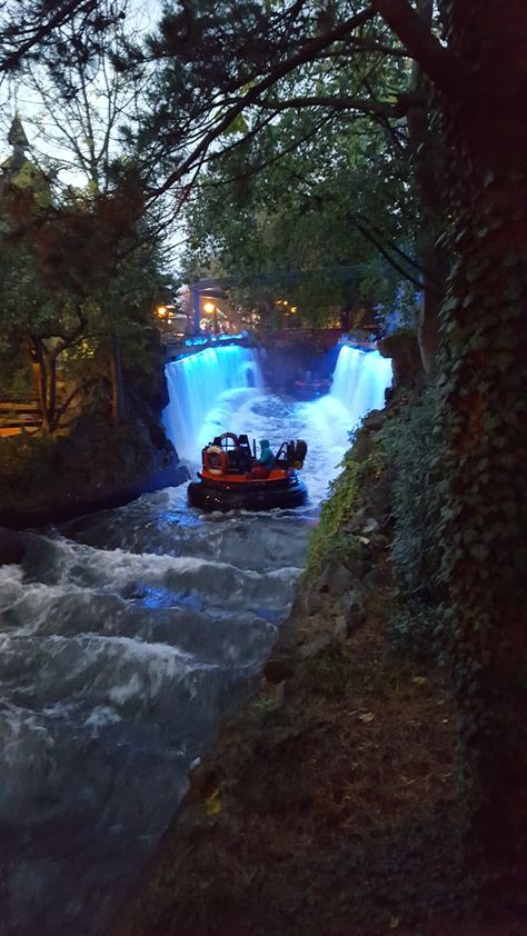 Rust Germany, Best Roller Coasters, Europa Park, Parc D'attraction, Adventure Activities, Dream Holiday, Germany Travel, Amusement Park, Summer Travel