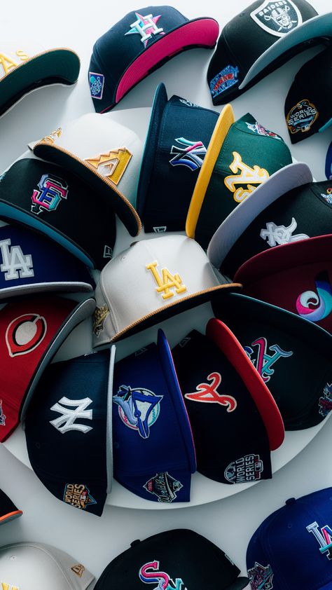 The latest 59FIFTY Fitteds from New Era are available now at all retail locations + online. Shop now: https://feature.com/collections/new-era New Era Cap 59fifty, New Era Hats Outfit, New Era Wallpapers, Fitted Caps Aesthetic, Fitted Cap Outfit, Caps Aesthetic, Hat Design Ideas, Fitted Hats Aesthetic, Hats Wallpaper