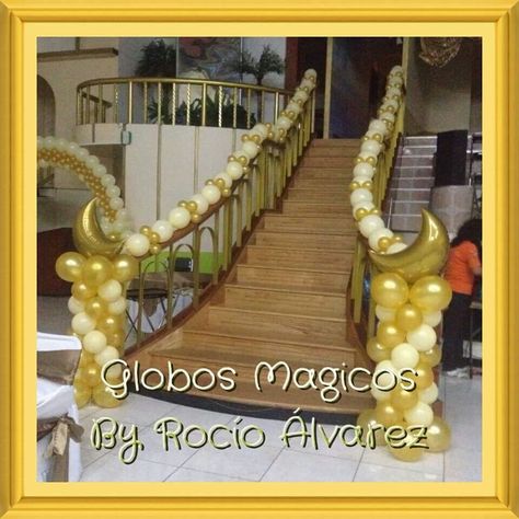 wedding Wrestling Banquet, Ballon Crafts, Stair Garland, Balloons Decoration, Balloons Decorations, Staircase Decor, Balloon Ideas, Balloon Columns, Balloon Decor