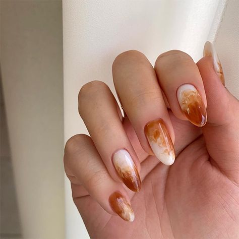 Latte Nails, Starbucks Nails, Bedazzled Nails, Brown Nail Polish, Creamy Coffee, Nail Looks, Caramel Latte, Nail Photos, Nail Patterns