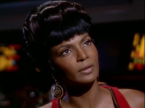 Star Trek 2 x 4 " Mirror, Mirror " Uhura Costume, Star Trek Crew, Nichelle Nichols, Star Trek 1966, Star Trek Tv, Star Trek Original Series, Star Trek Series, Star Trek Images, Star Trek Characters