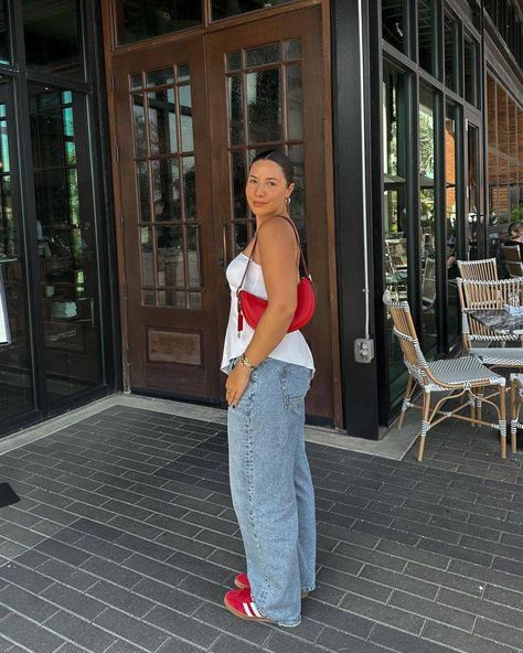 Red Sneakers Outfit Women Summer, Aesthetic Samba Outfit, Blush Pink Shoes Outfit, Red Shoe Aesthetic, Red Sambas Adidas Outfit Summer, Red Adidas Samba Outfit, Red Campus Outfit, Adidas Samba Red Outfit, Red Sambas Outfit