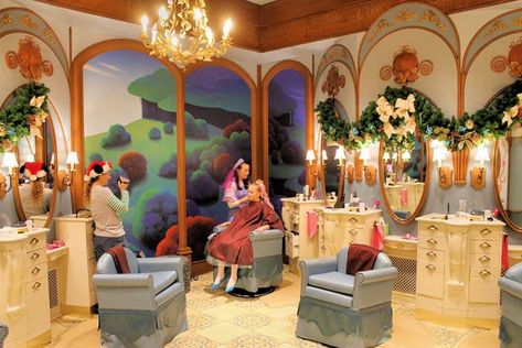 Kids Hair Salon, Girl Salon, Bibbidi Bobbidi Boutique, Disney Boutique, Kids Spa, Dream Closets, Downtown Disney, Disney World Tips And Tricks, Party Venues