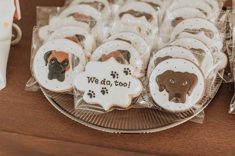 Customized cookies for wedding favors designed with chocolate lab and boxer's faces, paw prints, and the words, "We do, too!" Custom Dog Cookies Wedding, Dog Cookie Wedding Favors, Dog Themed Engagement Party, Dog Wedding Cookies, Wedding Ideas With Dogs, Western Wedding Cookies, Cookies At Wedding, Cookies For Wedding, Golden Retriever Wedding