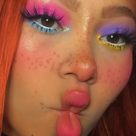 Kidcore Makeup, Indie Makeup, Cute Eye Makeup, Retro Makeup, Face Art Makeup, Rave Makeup, Swag Makeup, Dope Makeup, Eye Makeup Designs