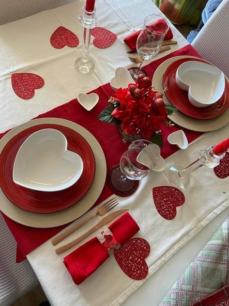 Valentine's Backdrop, Day Room Decor, Romantic Dinner Tables, Romantic Dinner Setting, Valentine Day Table Decorations, Romantic Dinner Decoration, Valentine Backdrop, Romantic Room Decoration, Birthday Room Decorations