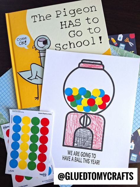 First Day of School Gumball Craft Idea Preschool School Theme Craft, First Week Of Preschool Crafts Art Projects, First Day Of Preschool Art Projects, First Month Of School Crafts, Toddler First Week Of School Activities, Preschool First Week Crafts, Begining School Year Art Activities Preschool, First Day Of School Activities Preschool Craft Idea, Beginning Of The Year Preschool Crafts