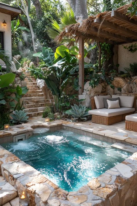 15 Stunning Plunge Pool Ideas for Small yards 29 Small Home Spa, Plunge Pool Ideas, Pool Ideas For Small Yards, Spool Pool, Small Pools Backyard, Ideas For Small Yards, Aesthetic Pool, Tiny Backyard, Functional Aesthetic