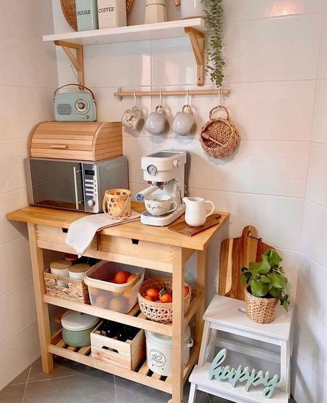 Rum Inspo, Home Coffee Bar, Coffee Bar Home, Apartment Decor Inspiration, Small Bathroom Ideas, Kitchen Area, Home Design Decor, Dream House Decor, Küchen Design