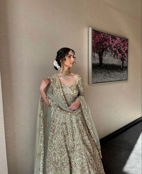 Pakistani Bridal Wear Green, White Mehndi Outfit, Nikkah Desi Outfit, Sage Green Pakistani Bridal, Desi Shaadi Outfits, Wedding Poses Guest, Desi Groom Outfits, Sage Green Indian Outfit, Green Desi Outfit