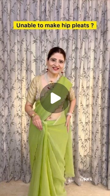 Saree With Pocket, Different Ways To Style A Saree, Sare Drape, How To Wrap A Saree, How To Tie A Saree, Elegant Saree Party Wear Indian Weddings, Saree Making Ideas At Home, How To Wear Saree In Different Style, Dress Out Of Saree