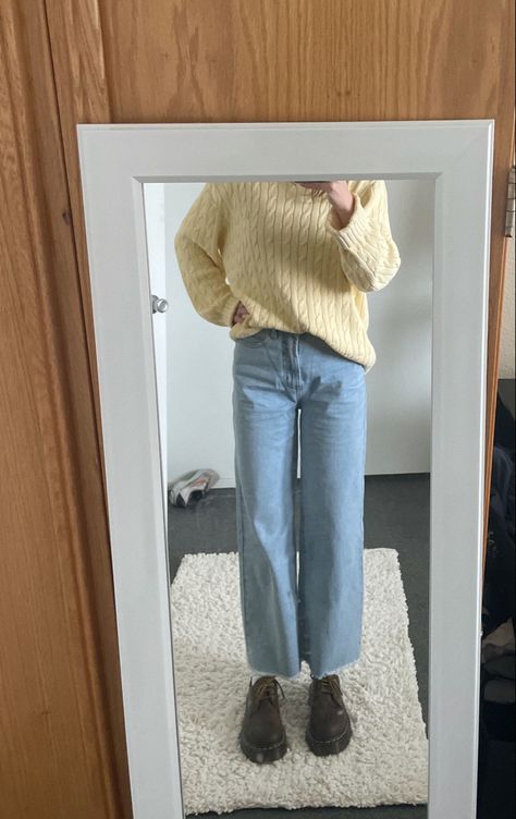 Pastel Yellow Sweater Outfit, Bright Yellow Sweater Outfit, Yellow Sweater Outfit Aesthetic, Yellow Knit Sweater Outfit, Yellow Jumper Outfit, Wanda Outfit, Mustard Sweater Outfit, Pastel Yellow Sweater, Light Yellow Sweater