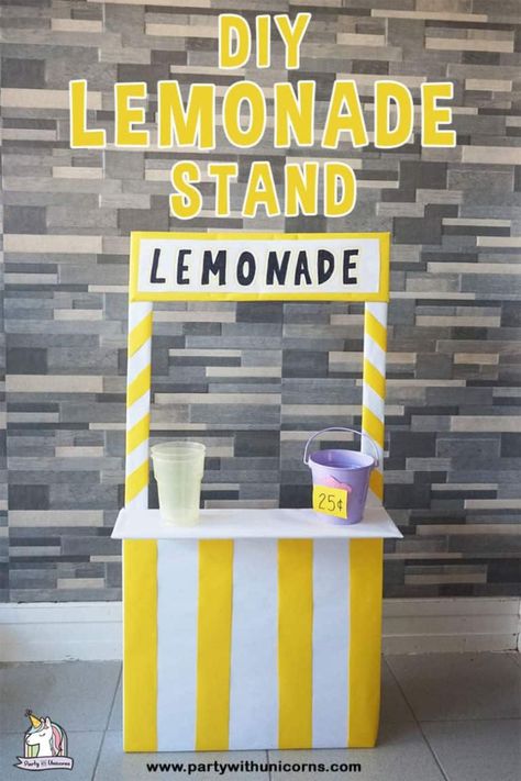 Cardboard Lemonade Stand, Lemonade Stand For Kids, Make A Lemonade Stand, Kids Lemonade Stands, Lemonade Stand Sign, Big Cardboard Boxes, Diy Lemonade Stand, Kids Lemonade, Diy Karton