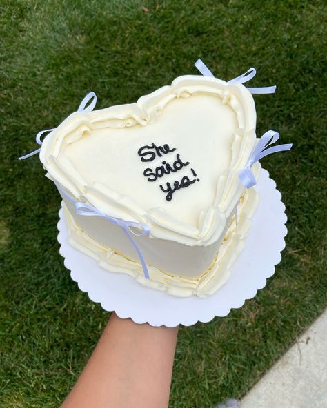 💍💍 #customcake #danapoint #oc #socal #engagement #cake #wedding #inspo #cakedecorating #cakedecorator #cakelover She Said Yes Cake Ideas, She Said Yes Cake Engagement, She Said Yes Cake, Engaged Cake, Engagement Cakes, She Said Yes, Dana Point, Cake Wedding, Cake Pictures