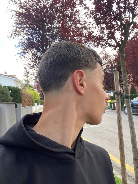 Tapered Buzzcut, Buzz Cut 8 Guard, 3 Guard Buzzcut, Buzz Cut With Taper Fade, Low Taper Buzz, Low Taper Fade Buzz Cut, 4 Guard Buzzcut, Buzzcut Taper Fade, 8 Guard Buzz Cut