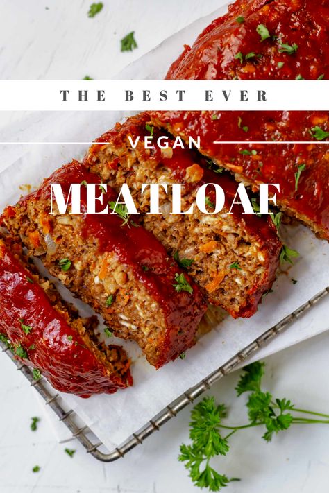 The absolute best vegan meatloaf recipe ever! This one is a classic family favorite (that uses Impossible or Beyond plant-based ground PLUS vegan sausage) that will fool even your toughest critics as it’s almost undetectably vegan. #veganmeatloaf #impossiblemeatloaf #beyondmeatloaf Vegan Meatloaf Recipes, Impossible Recipes, Vegan Meatloaf Recipe, Vegetarian Meatloaf, Vegan Loaf, Vegan Meatloaf, Lentil Loaf, Delicious Meatloaf, Meatloaf Ingredients