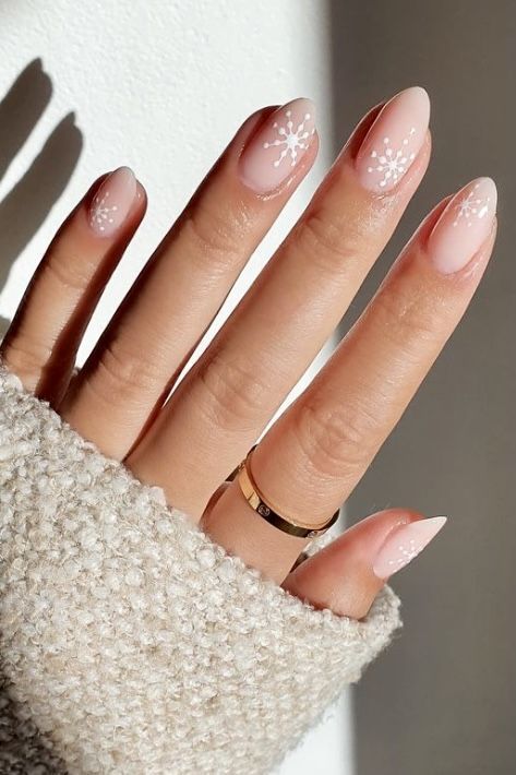 Winter Classy Nails, Nail Art Noel, Christmas Nails Easy, Winter Nails Acrylic, Christmas Gel Nails, Snowflake Nails, Festival Nails, Short Acrylic Nails Designs, Nagel Inspo