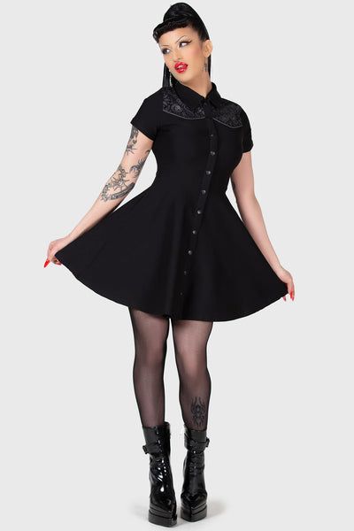 1960s Goth Fashion, Gothabilly Outfits, Short Goth Dress, 50s Goth, 1950s Costumes, Fat Goth, Gothabilly Fashion, Grunge Dresses, Skater Dress Outfit