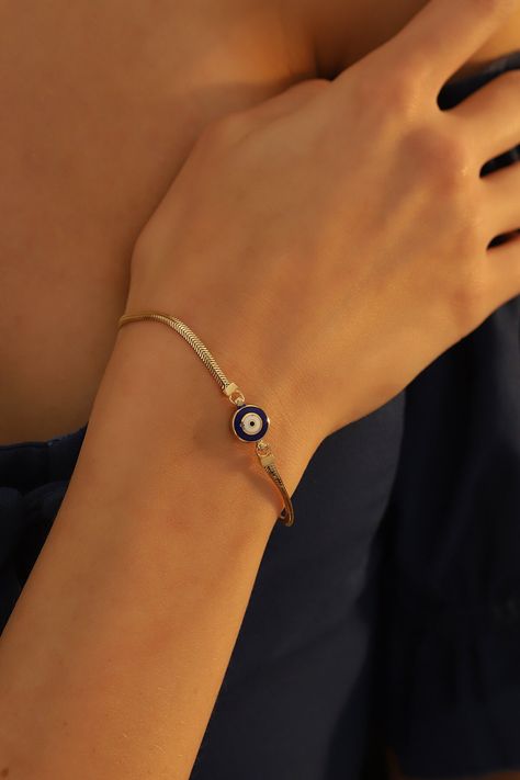 14K Gold Eye Bracelet, 14K Solid Gold Evil Eye Bracelet, Dainty Custom Two Sided Eye Bracelet, Minimalist Evil Eye Bracelet, Summer Jewelry, Birthday Gift, Anniversary Bracelet, Birthday Gift, Christmas Gift, Solid Gold Bracelet, Minimalist Gold Bracelet, Wedding Bracelet, Valentine's Day Gift "Material: SOLİD GOLD (No Gold Filled Or No Gold Plated)" "KARAT: 14K (585) "Bracelet Length: 7 MM "Bracelet Width: 7 MM "Available Gold Color: (Yellow Gold, White Gold, Rose Gold) "The certificate will be Minimalist Gold Bracelet, Evil Eye Jewelry Bracelet, Gold Evil Eye Bracelet, Gold Bracelet Wedding, Bracelets With Meaning, Solid Gold Bracelet, Bracelet Minimalist, Jewelry Bracelets Gold, Gold Armband