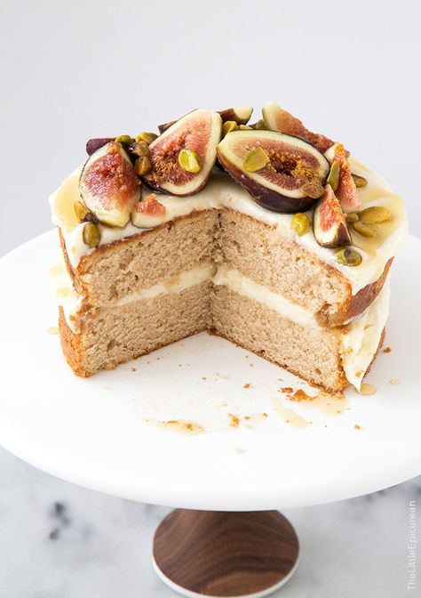 Honey Earl Grey Fig Cake- The Little Epicurean Summer Picnic Desserts, Picnic Desserts, Fig Cake, Fig Recipes, Bake Dessert, Earl Grey, Food Cakes, Dessert Ideas, Let Them Eat Cake