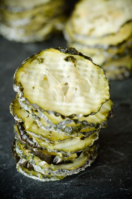 Candied Cucumber - This is No Pickle ~ Cupcake Project Fruit And Vegetable Diet, Cucumber Chips, Cupcake Project, Vegetable Chips, Veggie Chips, Cucumber Recipes, Dehydrated Food, Garden Recipes, Homemade Snacks