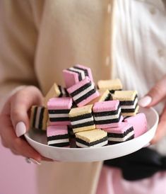 Homemade Liquorice, Liquorice Recipes, Licorice Allsorts, Home Made Candy, English Desserts, Licorice Candy, Passion For Baking, Liquorice Allsorts, Homemade Candy