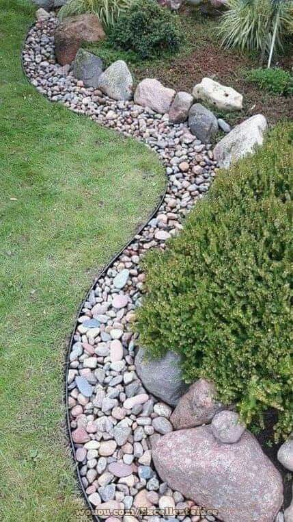 River Rock Landscaping, Rock Garden Design, Desain Lanskap, Landscape Edging, Low Maintenance Landscaping, Walled Garden, Rock Garden Landscaping, Have Inspiration, Front Yard Garden