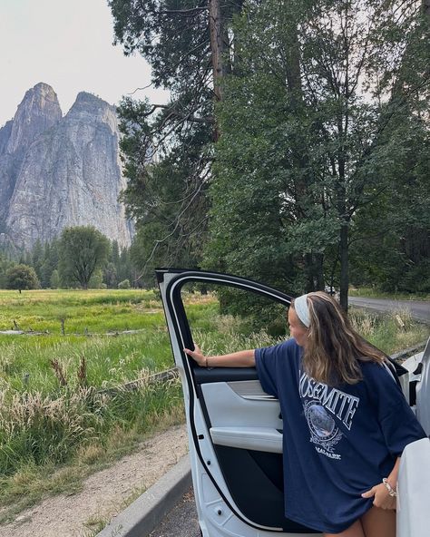 just checking off another national park 🏞️🌞☁️🦋🌾 #yosemite #yosemitenationalpark #nationalpark #californiaroadtrip #inspobykooba #travelblog #yosemitevalley Yosemite National Park Picture Ideas, Yosemite Picture Ideas, National Park Picture Ideas, Yosemite National Park Aesthetic, Park Picture Ideas, Yosemite Aesthetic, National Park Aesthetic, Summer Roadtrip, Park Aesthetic