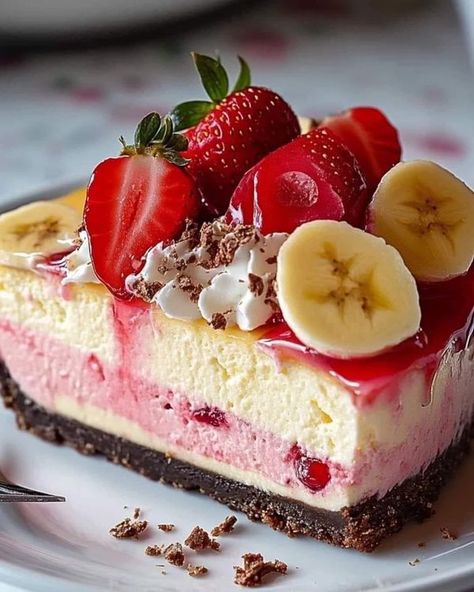 Cake And Dessert, Recipes Banana, Mexican Kitchen, Mexican Kitchens, Health Dinner, Health Dinner Recipes, Strawberry Cheesecake, Graham Cracker Crumbs, Graham Cracker