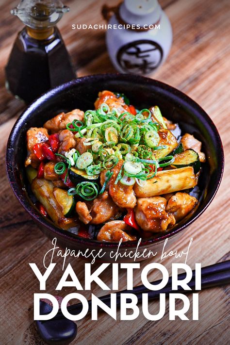 Yakitori donburi made with chicken, zucchini, green onions and bell peppers cooked in a yakitori-style tare (sauce) served in a black bowl and topped with green onion and shichimi Donburi Bowl Chicken, Chicken Donburi, Japanese Donburi, Chef Taro, Japanese Yakitori, Yakitori Recipe, Yakitori Chicken, Steakhouse Recipes, Chicken Rice Bowl