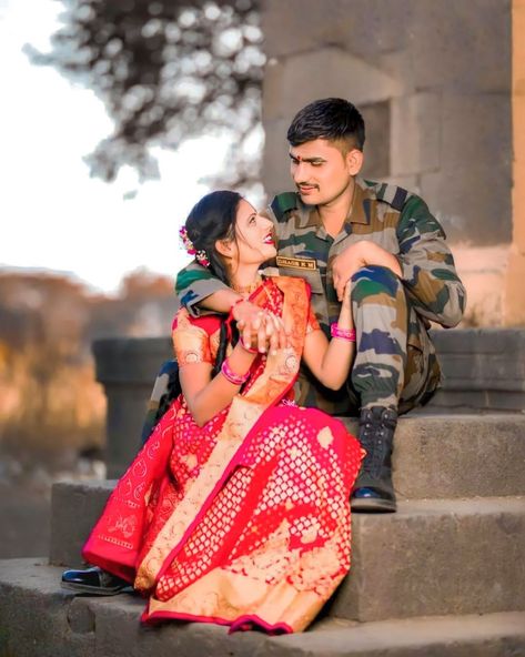 आर्मी 𝐋𝙾𝚅𝙴R͟.!!❤ Army Couple Photography, Sweet Couple Pictures, Suspenders Men Fashion, Army Couple Pictures, Army Look, Actors Illustration, Best Couple Pictures, Army Shorts, Army Couple