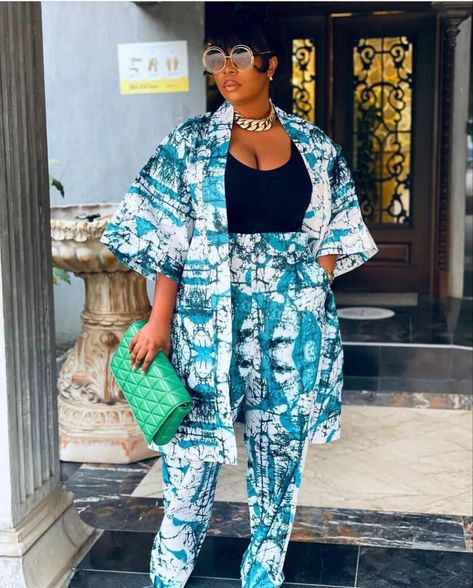 Kimono Ankara, African Kimono, Ankara Kimono, African Prom Dresses, 2piece Outfits, Beautiful Days, African Fashion Skirts, African Print Dress Designs, Kimono Design