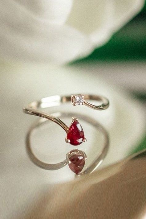 Unique Ruby Rings, Ruby Engagement Rings, Ruby Ring Designs, Engagement Ring Ruby, Zales Engagement Rings, Engagement Rings Unique, Unique Girls, Ruby Quartz, Stylish Bride