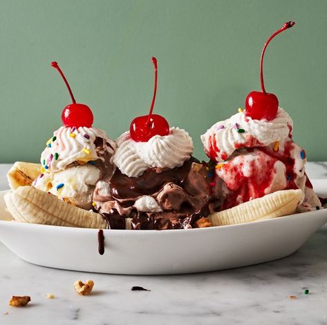 Banana Split Reheat Steak, Steak Recipes For Dinner, Steak Air Fryer, Banana Split Recipes, Grilled Steak Salad, Hot Fudge, Banana Split, Recipes For Dinner, Steak Recipes