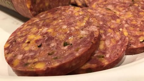 Deer Breakfast Sausage Recipe, Deer Bologna Recipe, Venison Summer Sausage, Venison Summer Sausage Recipe, Homemade Summer Sausage, Venison Sausage Recipes, Summer Sausage Recipes, Bologna Recipes, Venison Sausage