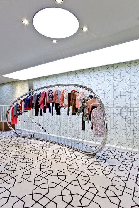 Marni flagship store by Sybarite, Beijing store design Vitrine Design, Clothing Store Interior, Clothing Store Design, Retail Interior Design, Store Design Boutique, Clothes Hanging, Retail Inspiration, Store Layout, Boutique Interior Design